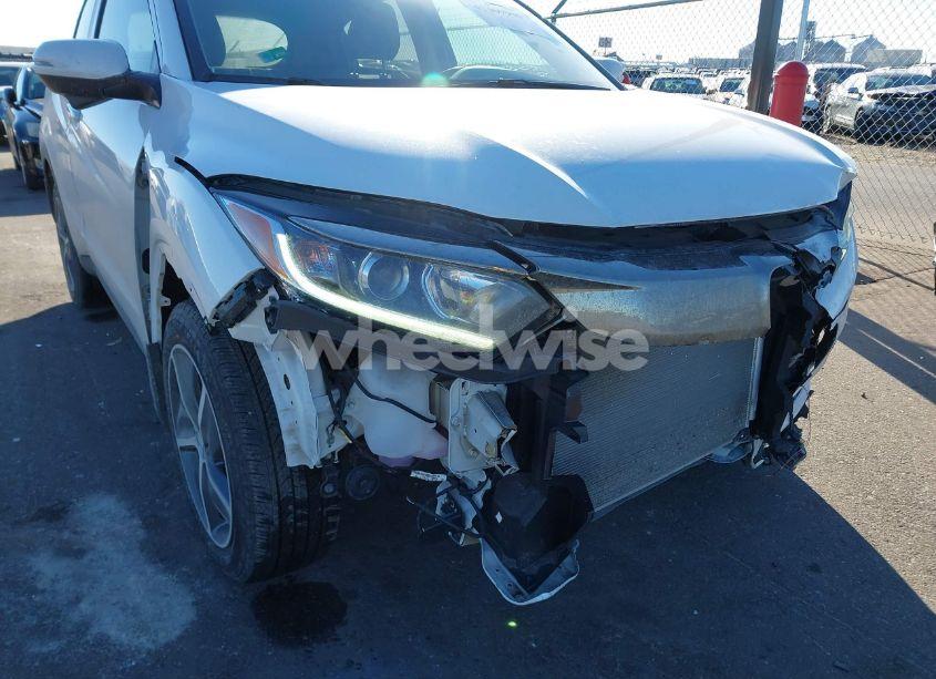 Photo 6 of 2022 Honda Hr-v AWD EX (VIN 3CZRU6H56NM719119)