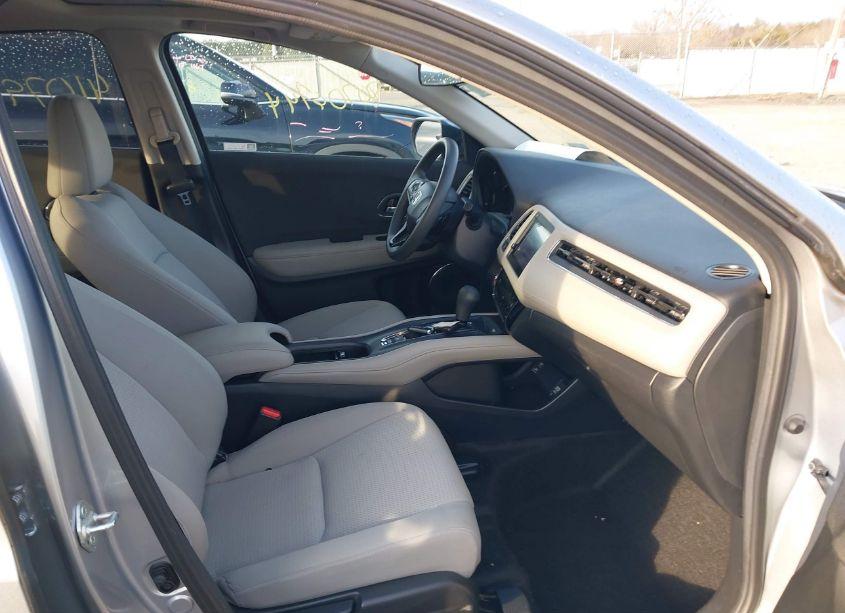 Photo 5 of 2022 Honda Hr-v AWD EX (VIN 3CZRU6H56NM744425)