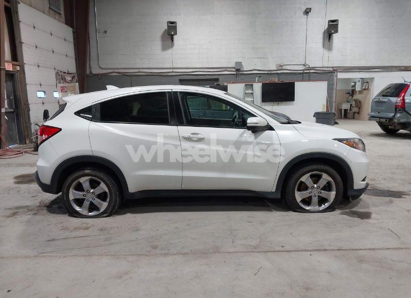 Photo 13 of 2017 Honda Hr-v EX (VIN 3CZRU6H57HM719702)