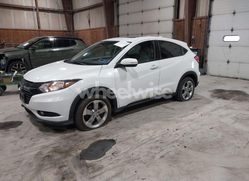 Photo 2 of 2017 Honda Hr-v EX (VIN 3CZRU6H57HM719702)