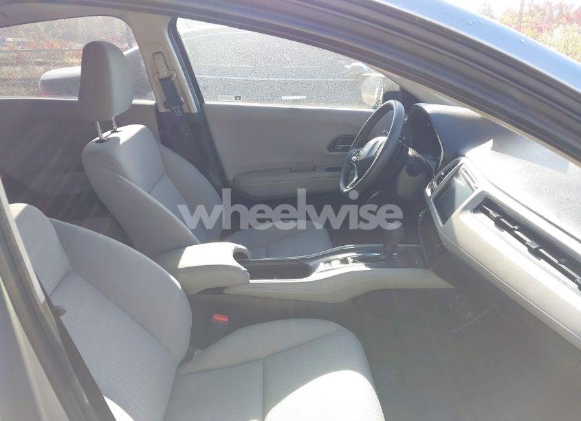 Photo 5 of 2017 Honda Hr-v EX (VIN 3CZRU6H57HM725502)