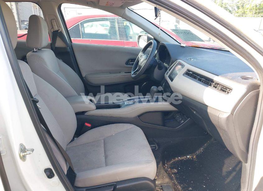 Photo 5 of 2017 Honda Hr-v EX (VIN 3CZRU6H57HM732207)