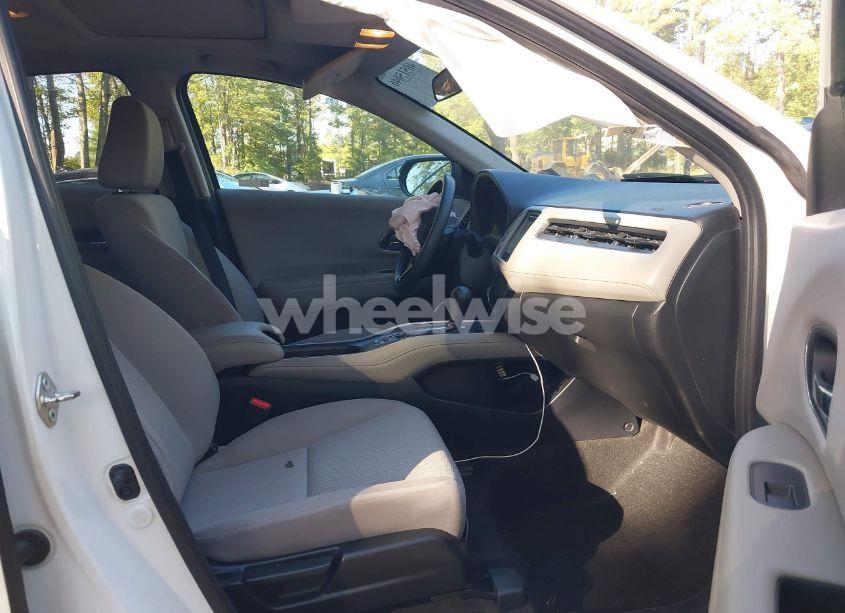 Photo 5 of 2018 Honda Hr-v EX (VIN 3CZRU6H57JM714814)