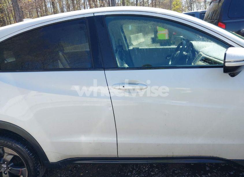 Photo 13 of 2018 Honda Hr-v EX (VIN 3CZRU6H57JM721780)