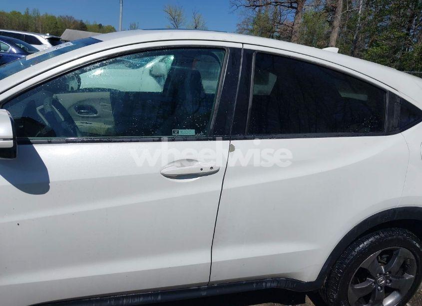 Photo 14 of 2018 Honda Hr-v EX (VIN 3CZRU6H57JM721780)