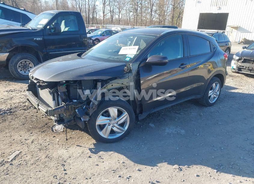 Photo 2 of 2020 Honda Hr-v AWD EX (VIN 3CZRU6H57LM736556)