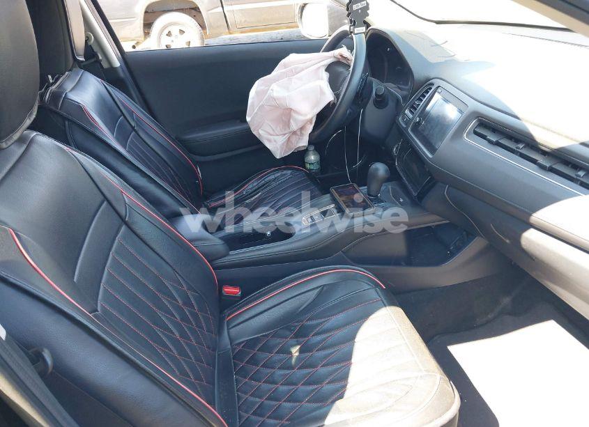 Photo 5 of 2021 Honda Hr-v AWD EX (VIN 3CZRU6H57MM711979)