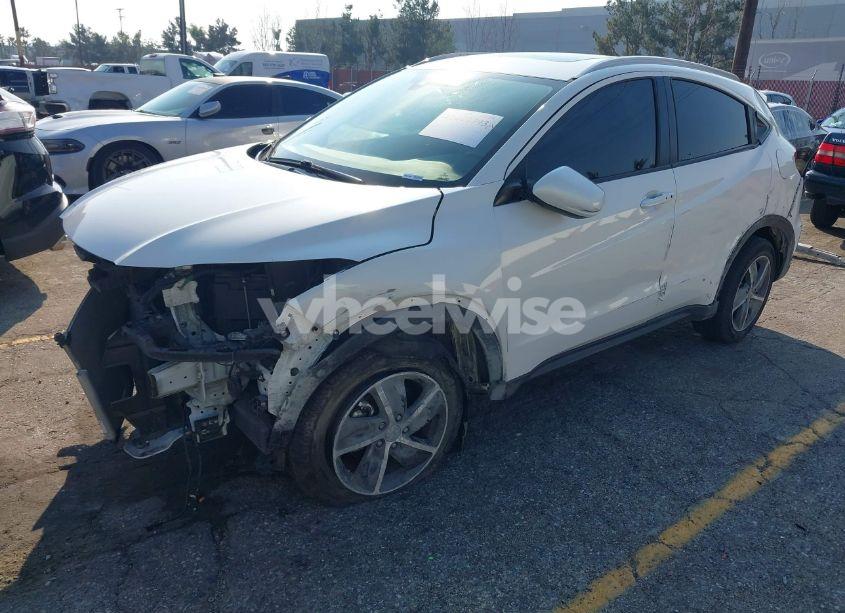 Photo 2 of 2021 Honda Hr-v AWD EX (VIN 3CZRU6H57MM715790)