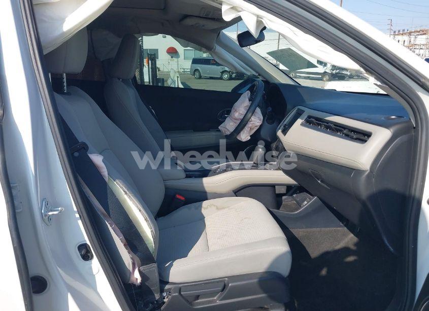 Photo 5 of 2021 Honda Hr-v AWD EX (VIN 3CZRU6H57MM715790)