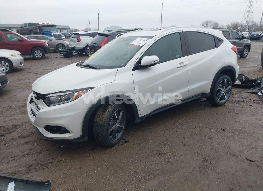 Photo 2 of 2021 Honda Hr-v AWD EX (VIN 3CZRU6H57MM727678)