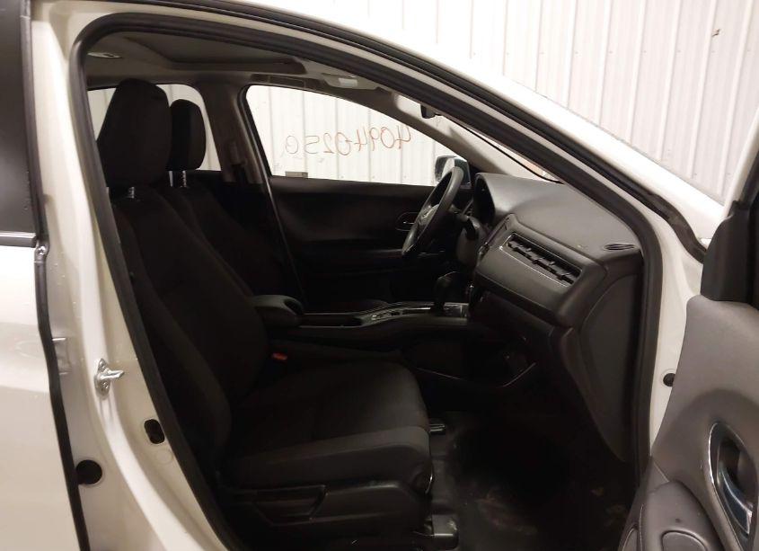 Photo 5 of 2021 Honda Hr-v AWD EX (VIN 3CZRU6H57MM749115)