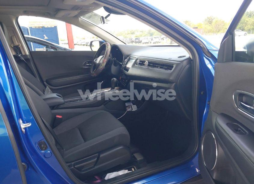 Photo 5 of 2021 Honda Hr-v AWD EX (VIN 3CZRU6H57MM753889)