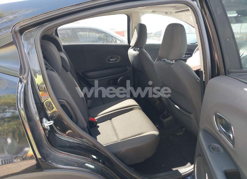 Photo 8 of 2022 Honda Hr-v AWD EX (VIN 3CZRU6H57NM725401)