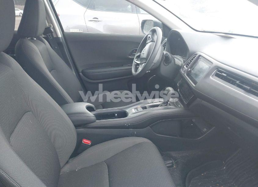 Photo 5 of 2022 Honda Hr-v AWD EX (VIN 3CZRU6H57NM741954)