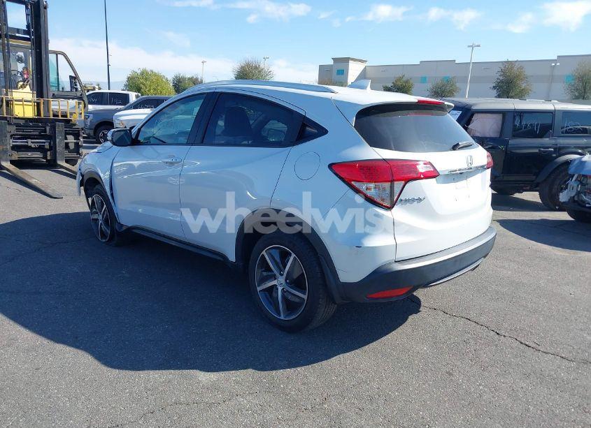 Photo 3 of 2022 Honda Hr-v AWD EX (VIN 3CZRU6H57NM750850)