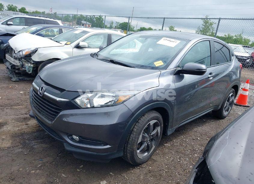 Photo 2 of 2018 Honda Hr-v EX (VIN 3CZRU6H58JG714111)