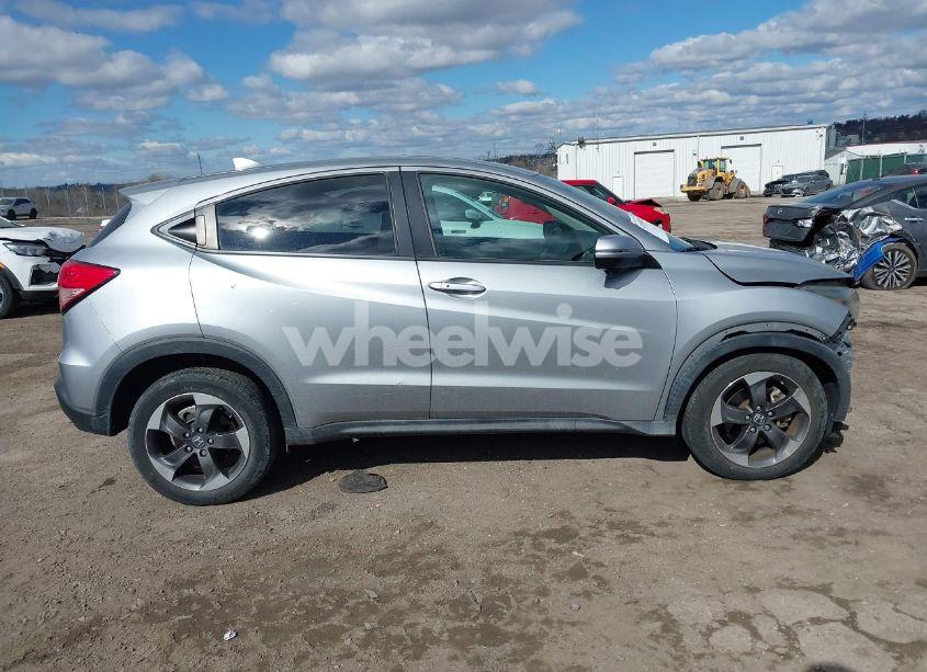 Photo 13 of 2018 Honda Hr-v EX (VIN 3CZRU6H58JG727845)