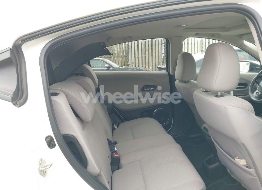 Photo 8 of 2018 Honda Hr-v EX (VIN 3CZRU6H58JM709881)