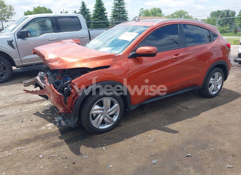 Photo 2 of 2019 Honda Hr-v EX (VIN 3CZRU6H58KM701202)
