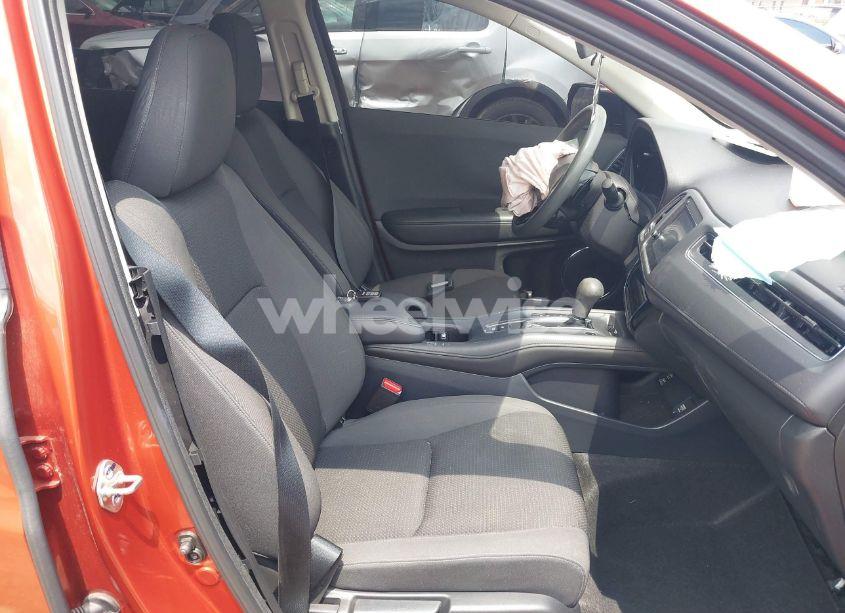 Photo 5 of 2019 Honda Hr-v EX (VIN 3CZRU6H58KM701202)