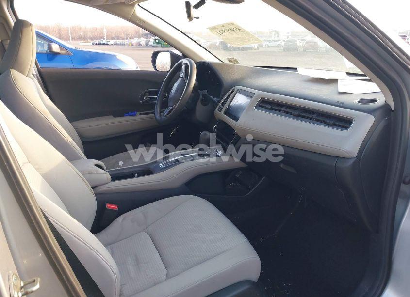 Photo 5 of 2020 Honda Hr-v AWD EX (VIN 3CZRU6H58LM726540)