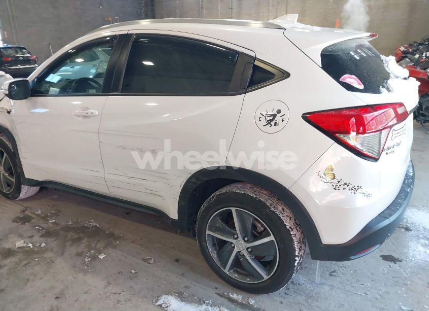 Photo 6 of 2021 Honda Hr-v AWD EX (VIN 3CZRU6H58MM709349)