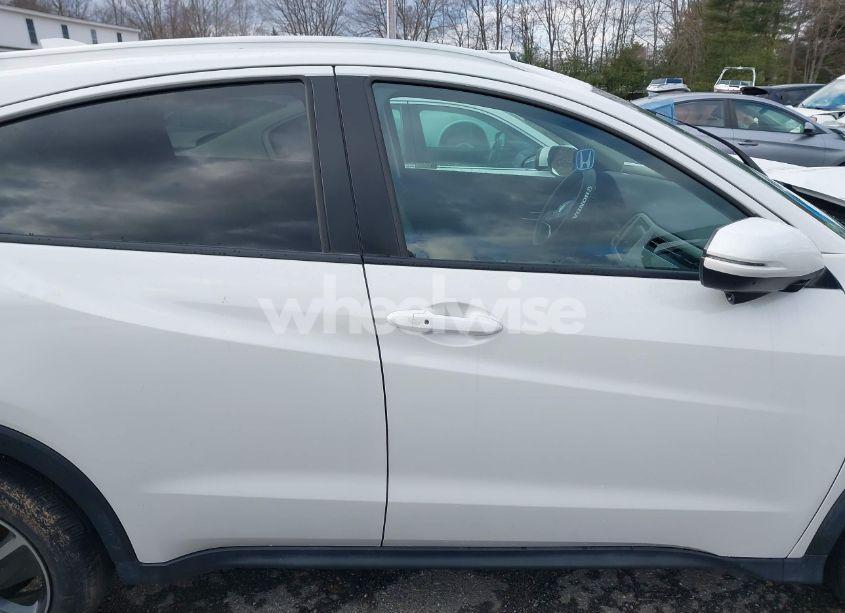 Photo 13 of 2021 Honda Hr-v AWD EX (VIN 3CZRU6H58MM743050)