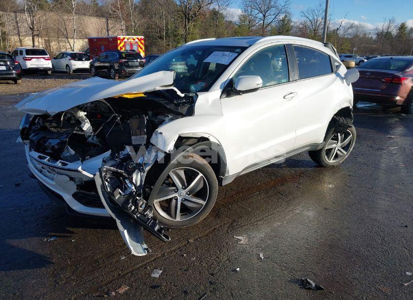 Photo 2 of 2021 Honda Hr-v AWD EX (VIN 3CZRU6H58MM751410)