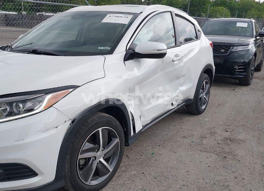 Photo 6 of 2021 Honda Hr-v AWD EX (VIN 3CZRU6H58MM753643)