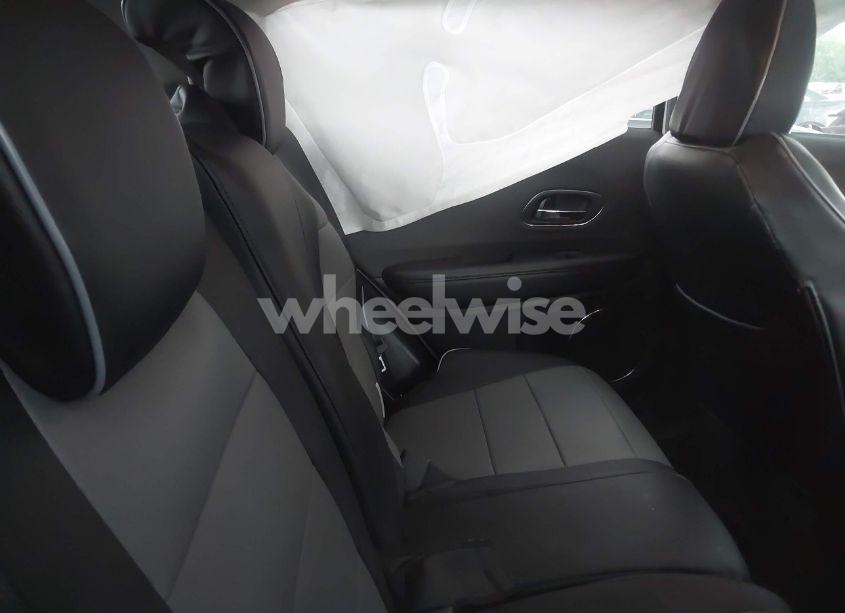 Photo 8 of 2021 Honda Hr-v AWD EX (VIN 3CZRU6H58MM753643)