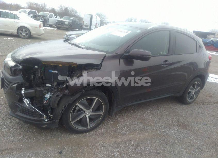 Photo 2 of 2022 Honda Hr-v AWD EX (VIN 3CZRU6H58NM707375)