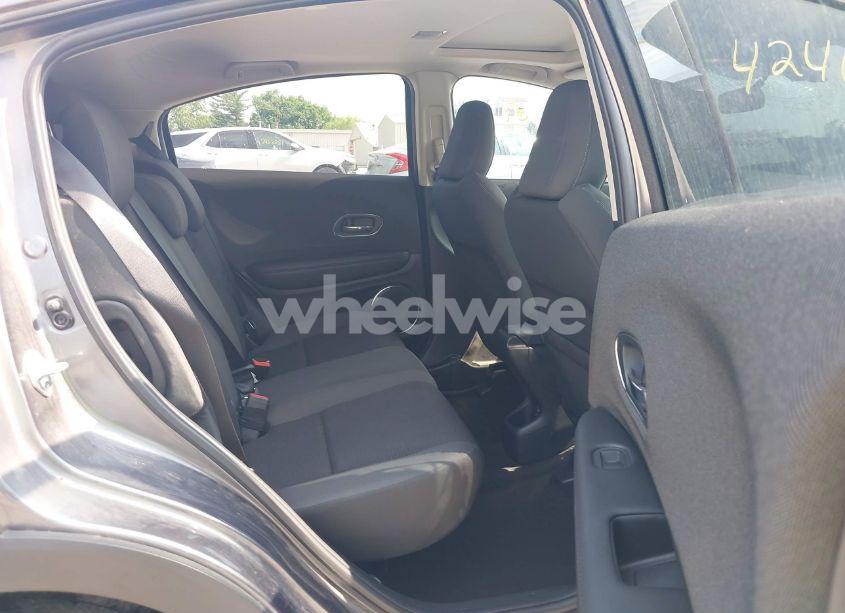 Photo 8 of 2022 Honda Hr-v AWD EX (VIN 3CZRU6H58NM712477)