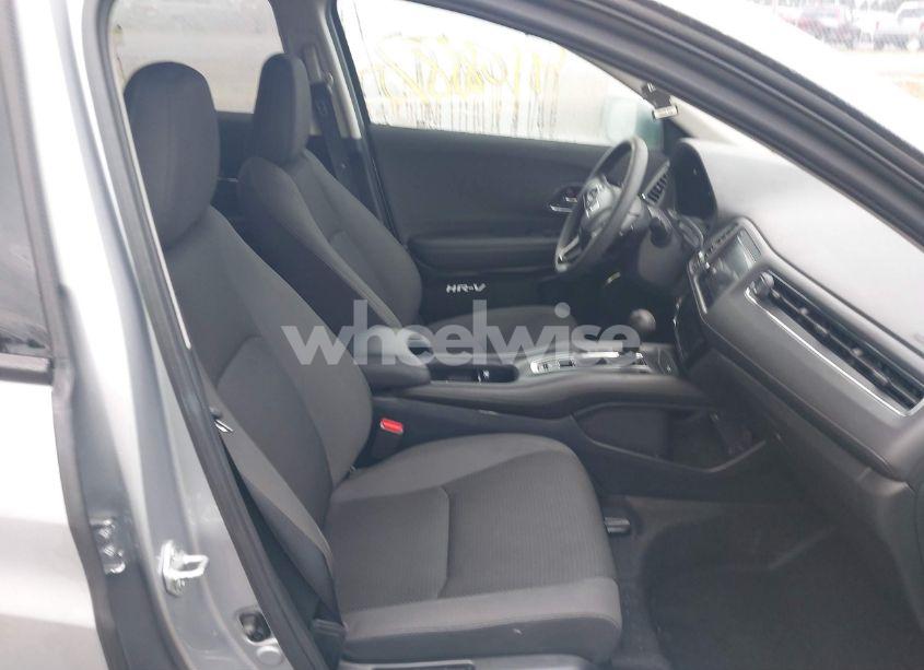 Photo 5 of 2022 Honda Hr-v AWD EX (VIN 3CZRU6H58NM760710)