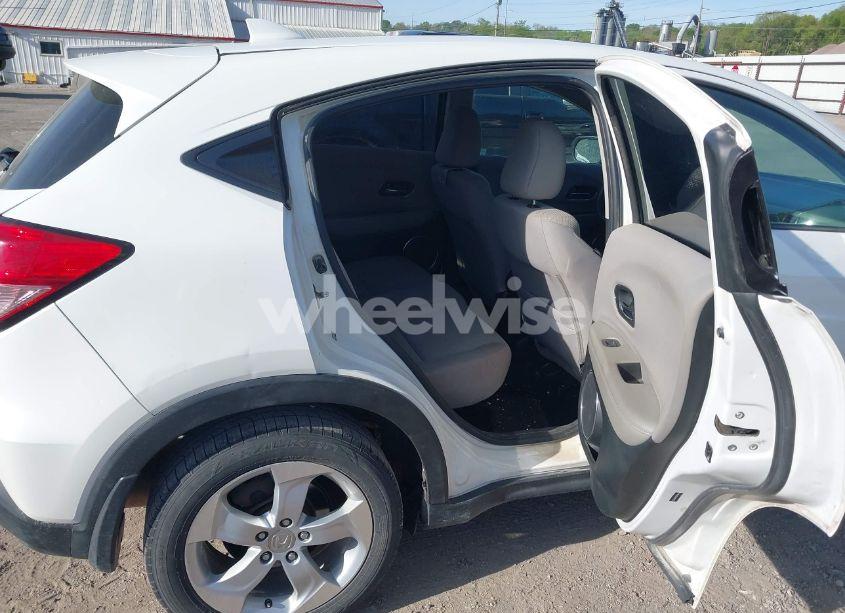 Photo 8 of 2016 Honda Hr-v EX (VIN 3CZRU6H59GM748472)