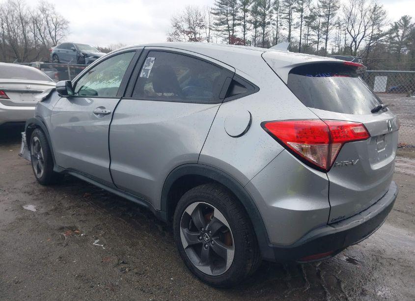 Photo 3 of 2018 Honda Hr-v EX (VIN 3CZRU6H59JM704432)