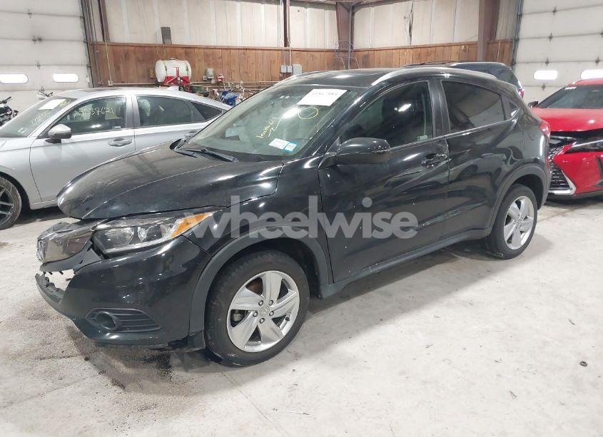 Photo 2 of 2019 Honda Hr-v EX (VIN 3CZRU6H59KM721393)