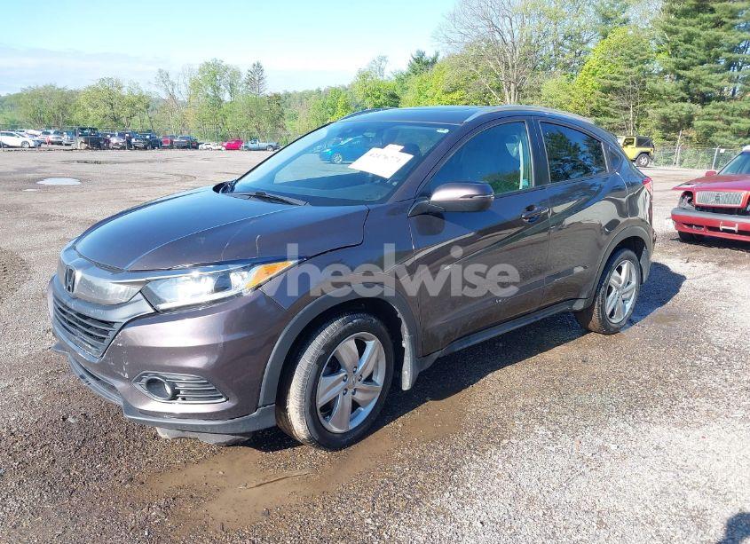 Photo 2 of 2019 Honda Hr-v EX (VIN 3CZRU6H59KM728943)