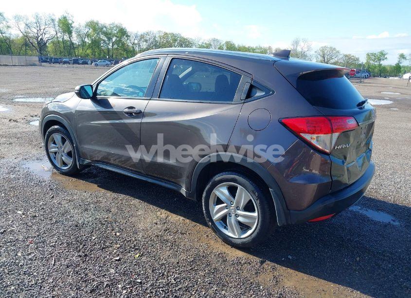 Photo 3 of 2019 Honda Hr-v EX (VIN 3CZRU6H59KM728943)