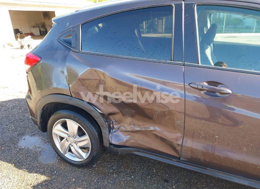 Photo 6 of 2019 Honda Hr-v EX (VIN 3CZRU6H59KM728943)