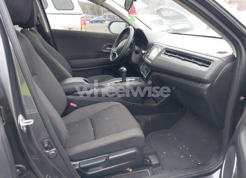 Photo 5 of 2019 Honda Hr-v EX (VIN 3CZRU6H59KM733267)