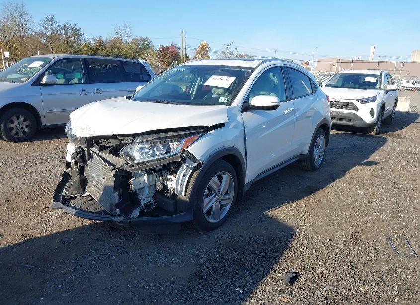 Photo 2 of 2019 Honda Hr-v EX (VIN 3CZRU6H59KM737450)