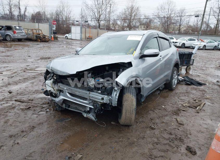 Photo 2 of 2020 Honda Hr-v AWD EX (VIN 3CZRU6H59LM702621)