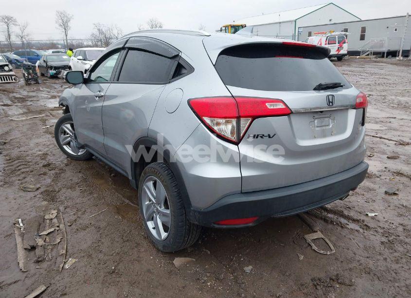 Photo 3 of 2020 Honda Hr-v AWD EX (VIN 3CZRU6H59LM702621)