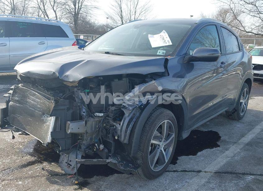 Photo 2 of 2021 Honda Hr-v AWD EX (VIN 3CZRU6H59MM726063)