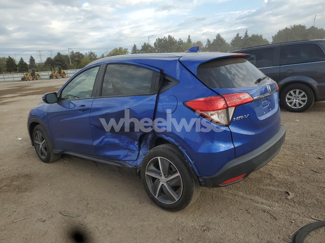 Photo 2 of 2021 HONDA HR-V EX (VIN 3CZRU6H59MM730937)