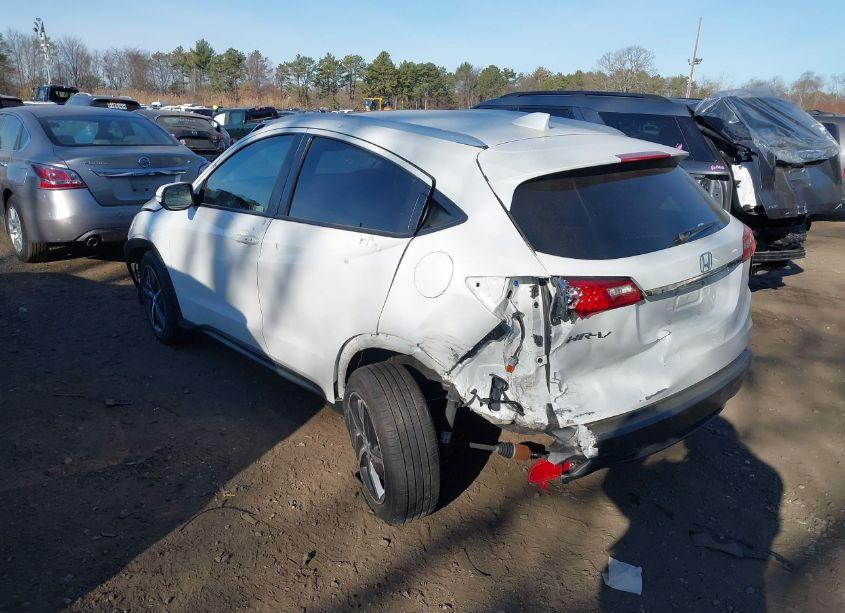 Photo 3 of 2022 Honda Hr-v AWD EX (VIN 3CZRU6H59NM756424)