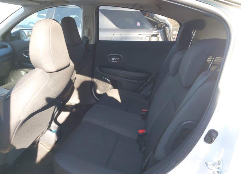 Photo 8 of 2022 Honda Hr-v AWD EX (VIN 3CZRU6H59NM756424)