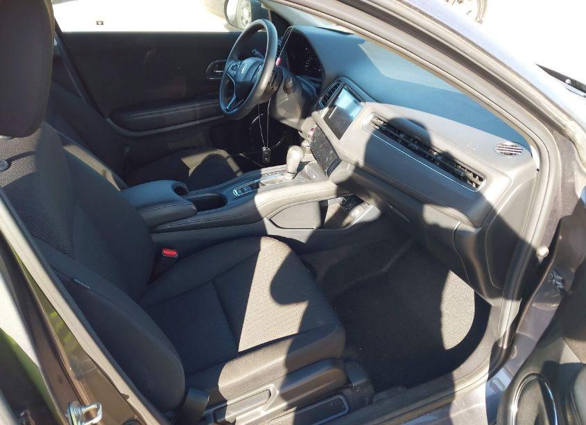 Photo 5 of 2017 Honda Hr-v EX (VIN 3CZRU6H5XHG701936)