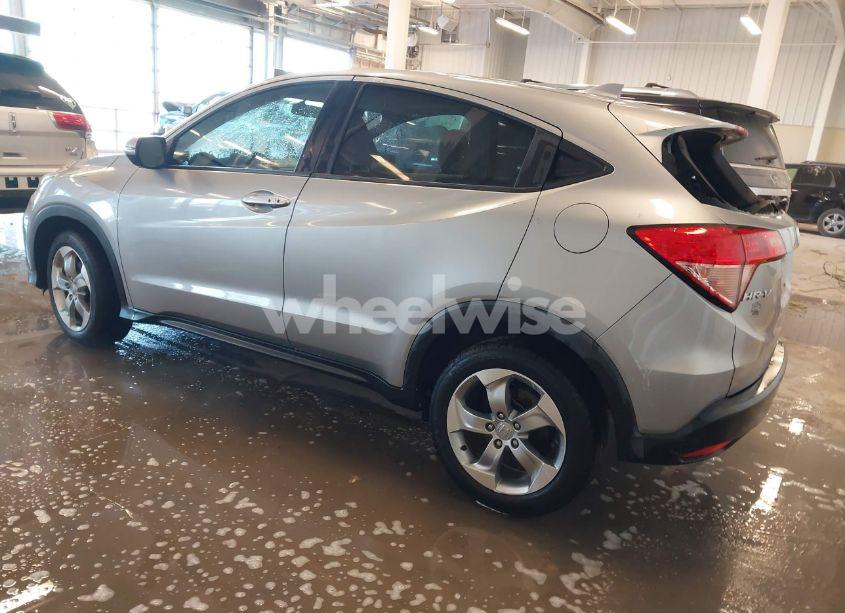 Photo 3 of 2017 Honda Hr-v EX (VIN 3CZRU6H5XHG702214)