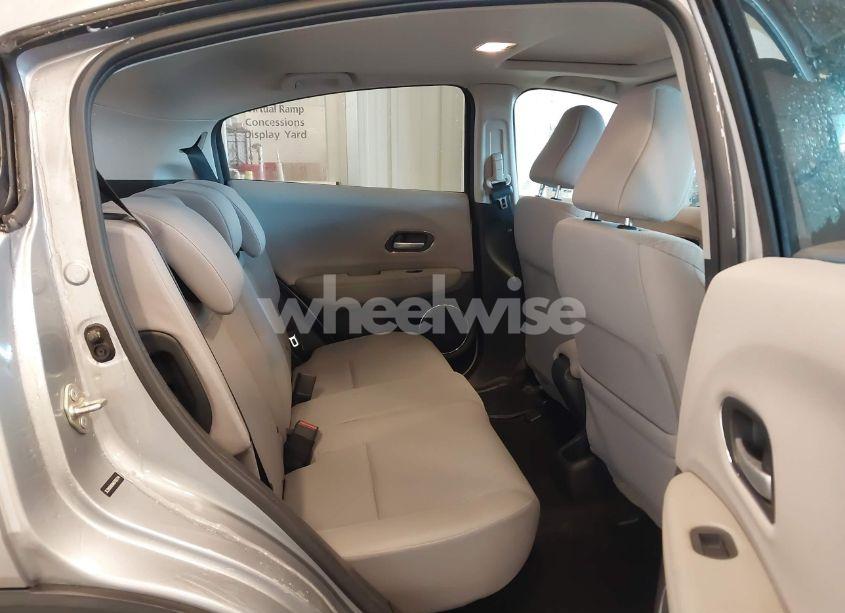 Photo 8 of 2017 Honda Hr-v EX (VIN 3CZRU6H5XHG702214)